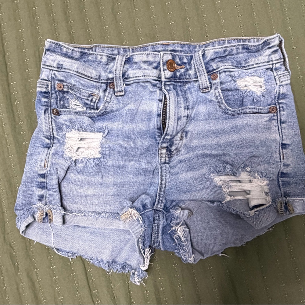 AE shorts - Picture 2 of 5